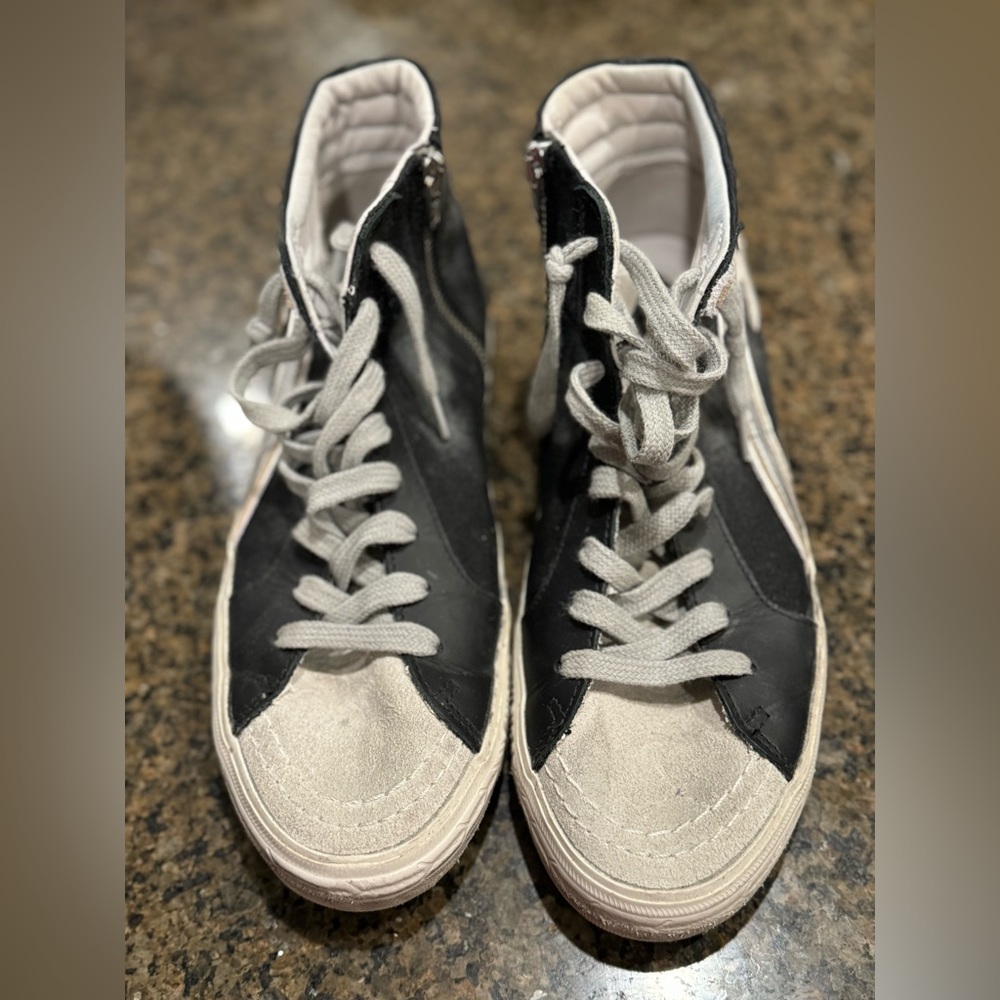 Like new golden goose slide black size 39